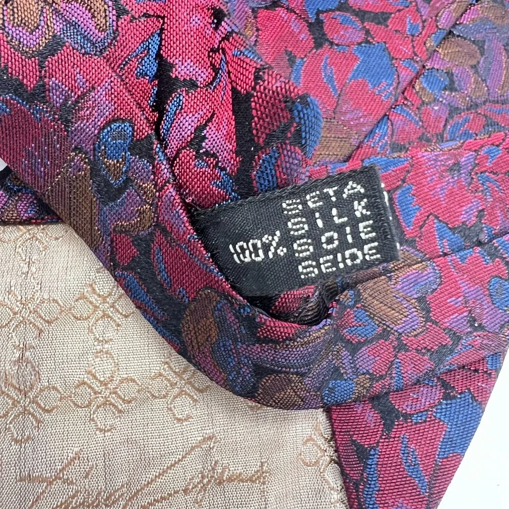Tino Cosma 100% Silk Men's Tie Lightweight Floral Design‎ Made in Italy